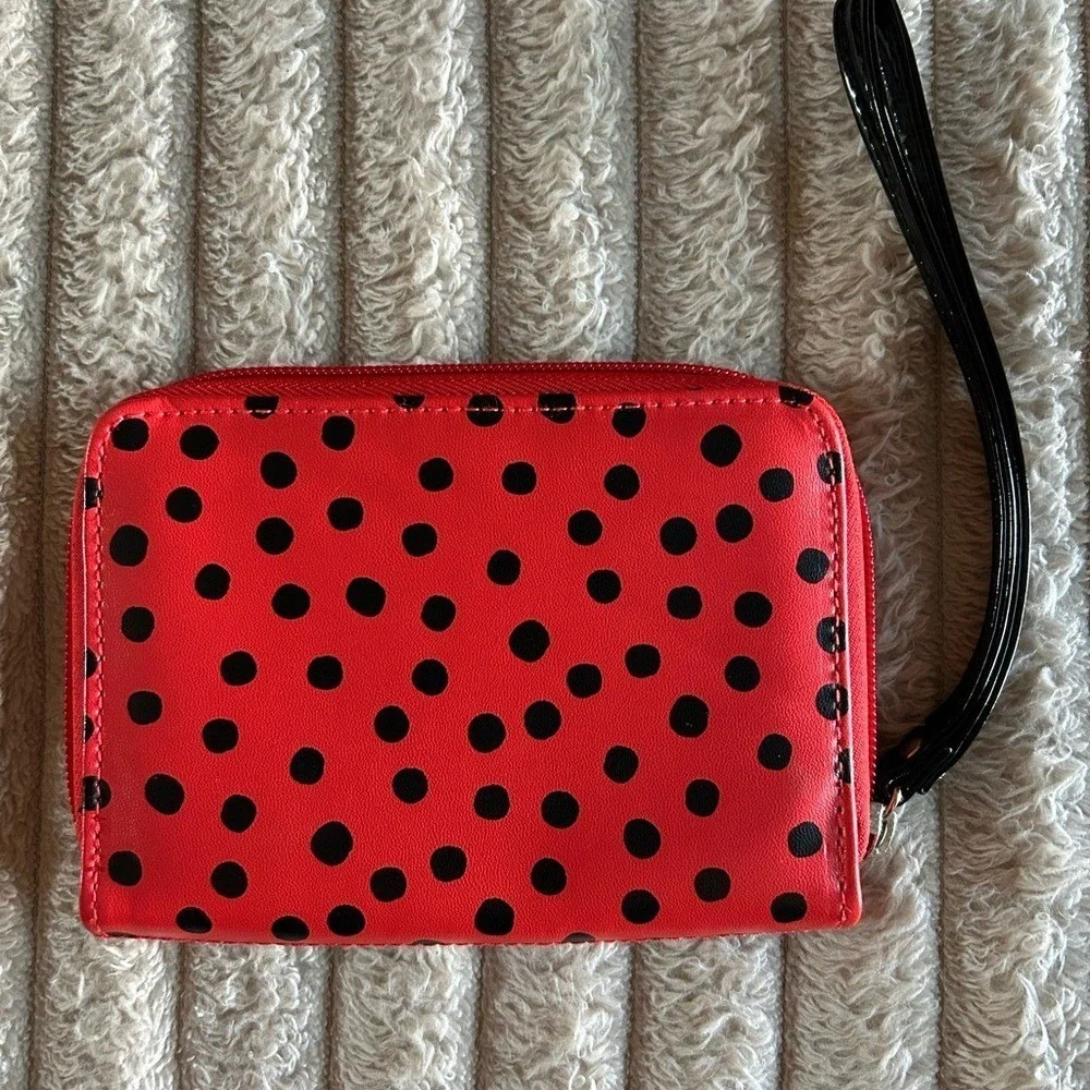 Loungefly Heart Logo OG Disney Minnie Mouse‎ Red Polka Dot Zip Around Wallet